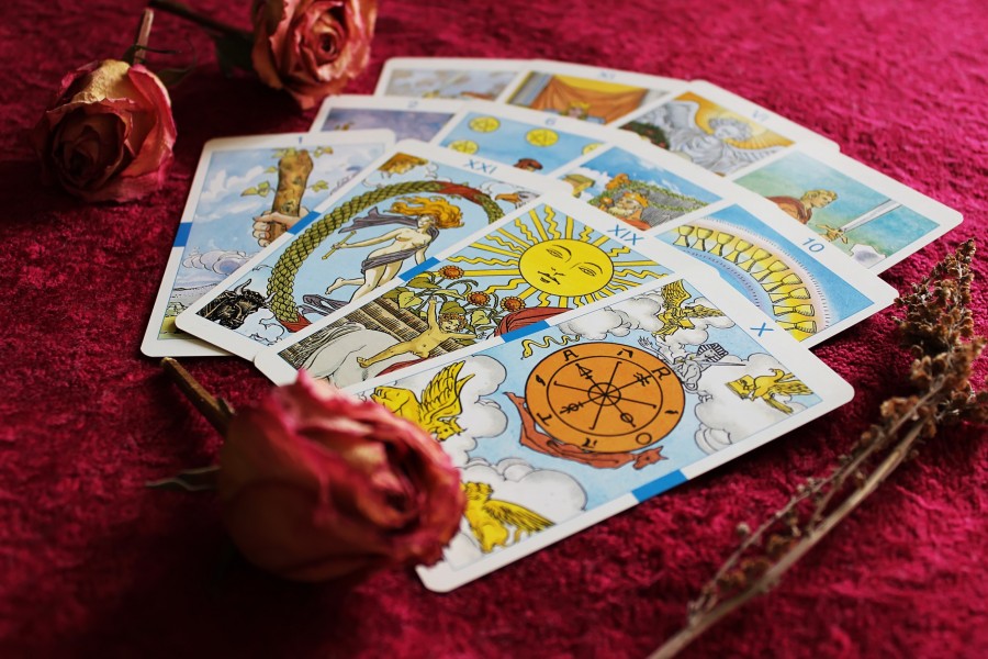 Découvrez le pouvoir du tarot pour attirer la chance